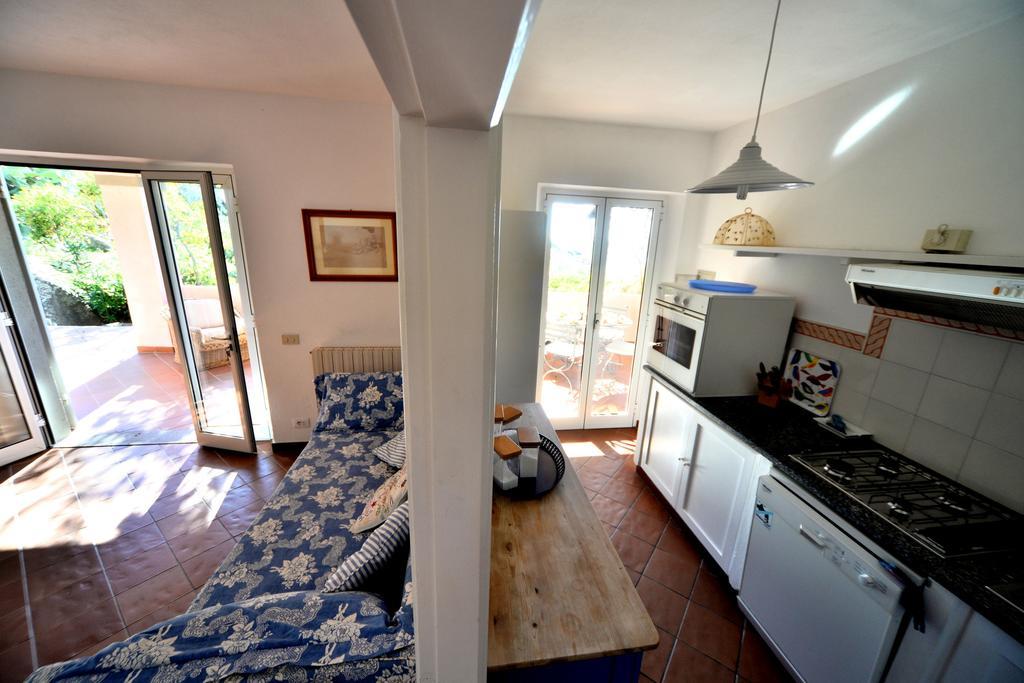 Casa Rosa Di Cavoli Βίλα Seccheto Εξωτερικό φωτογραφία